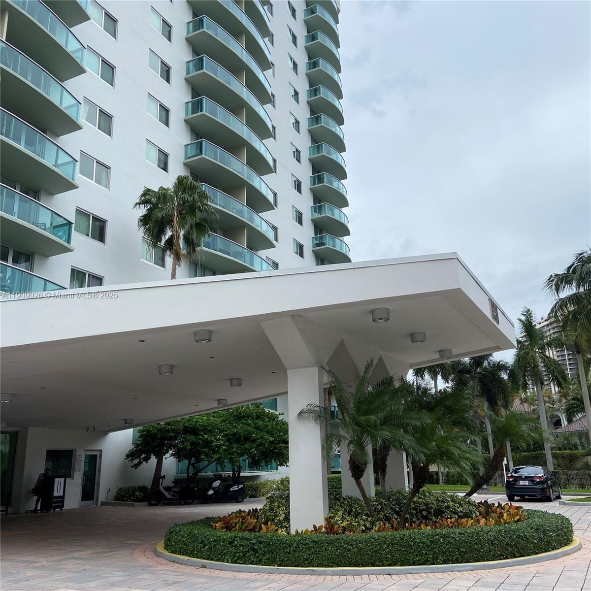 OCEANVIEW BUILDING B COND - Residential