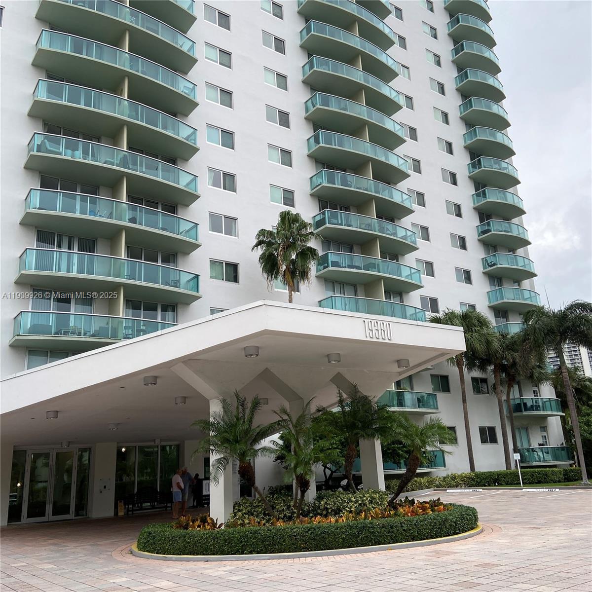 OCEANVIEW BUILDING B COND - Residential