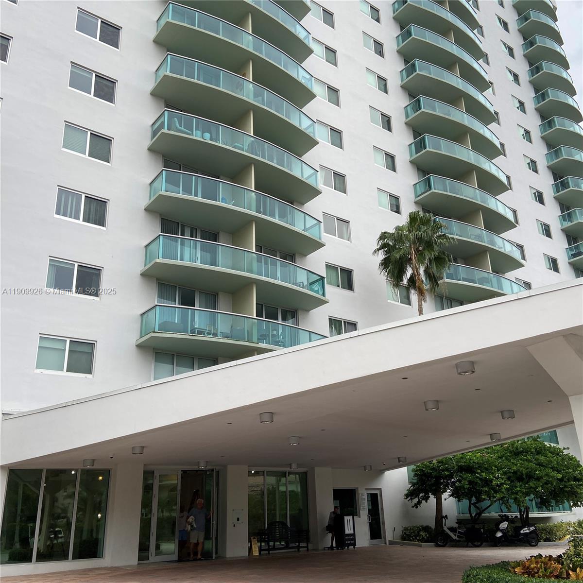 OCEANVIEW BUILDING B COND - Residential