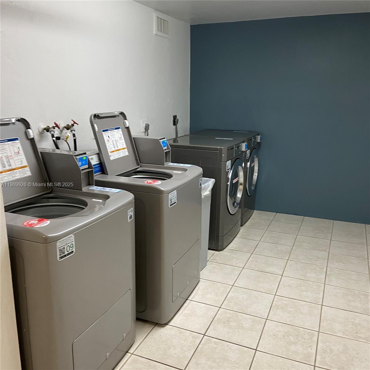 OCEANVIEW BUILDING B COND - Residential