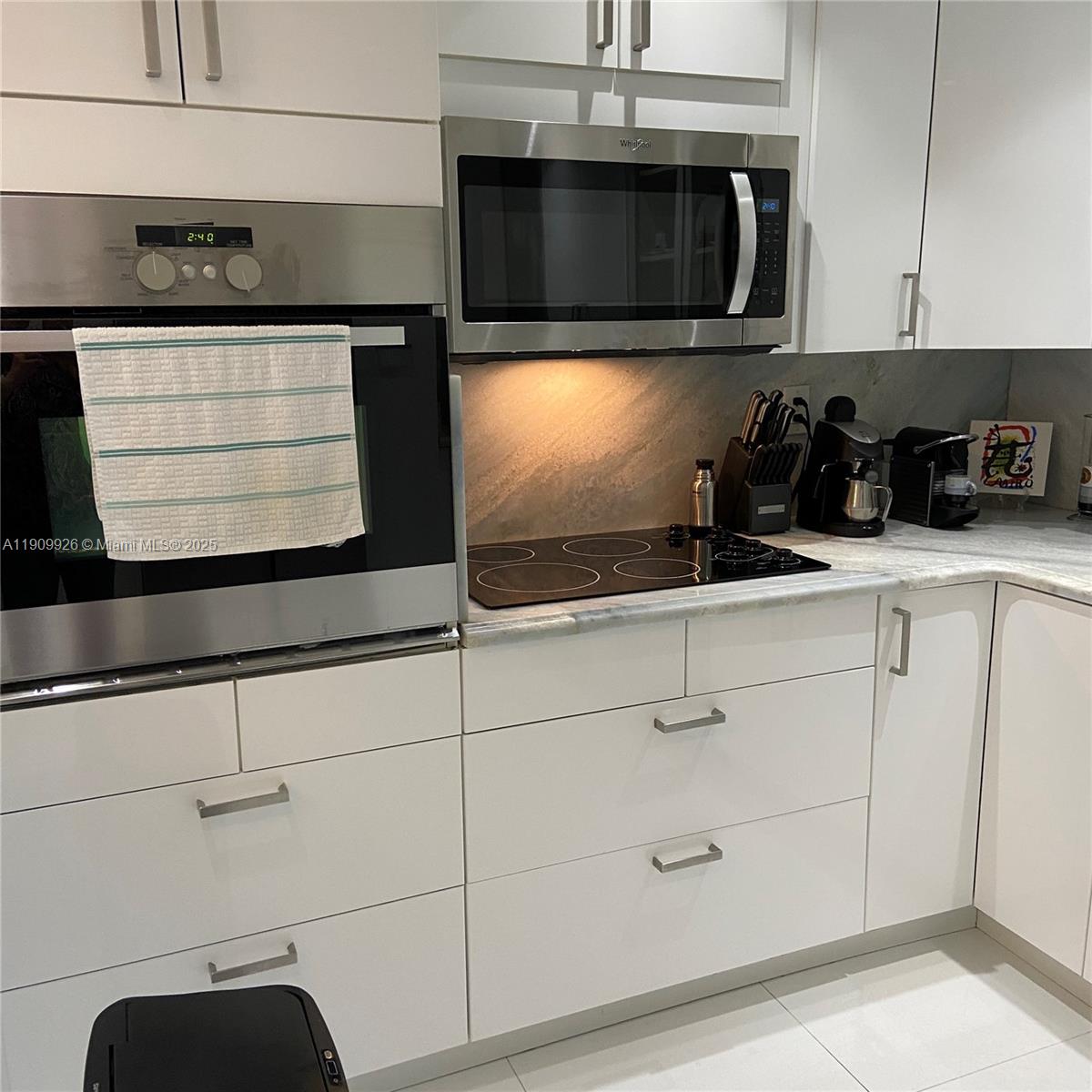 OCEANVIEW BUILDING B COND - Residential