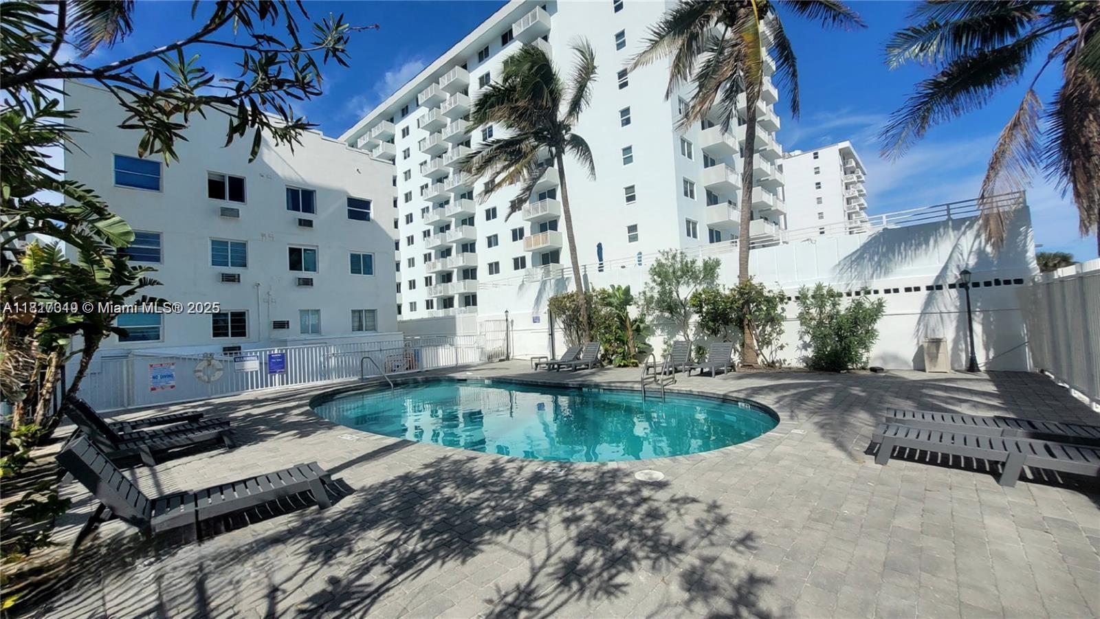 OCEAN WALK ON SOUTH BEACH - Residential