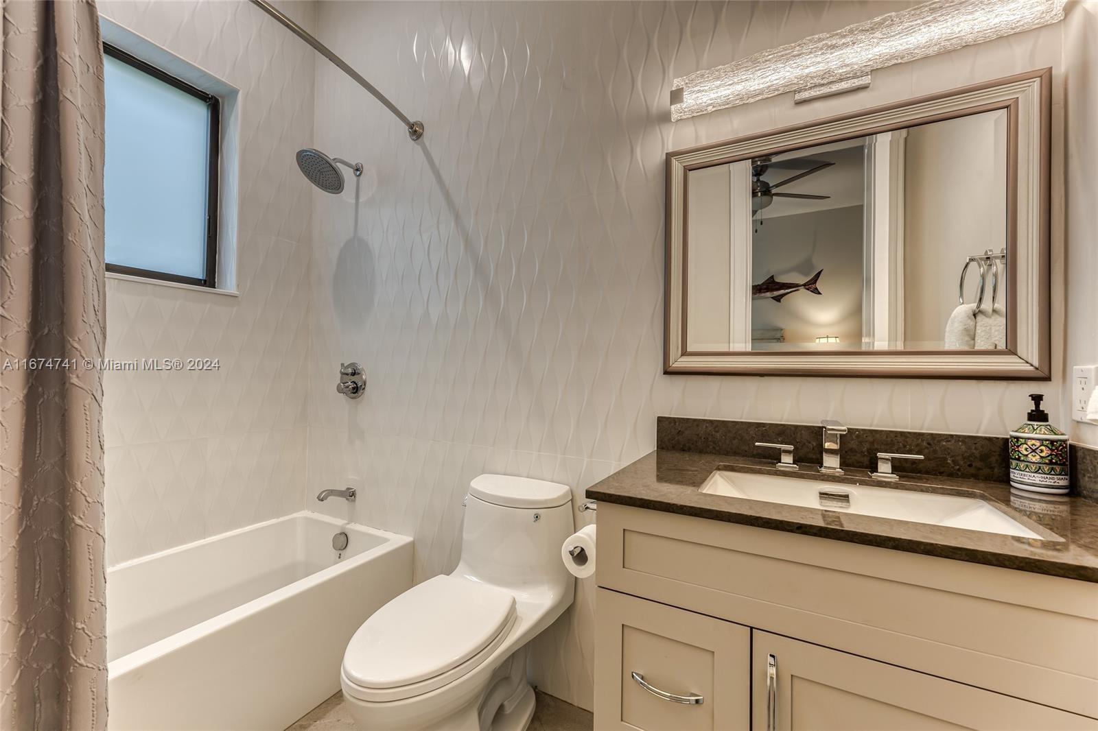 RIO VISTA ISLES - Residential