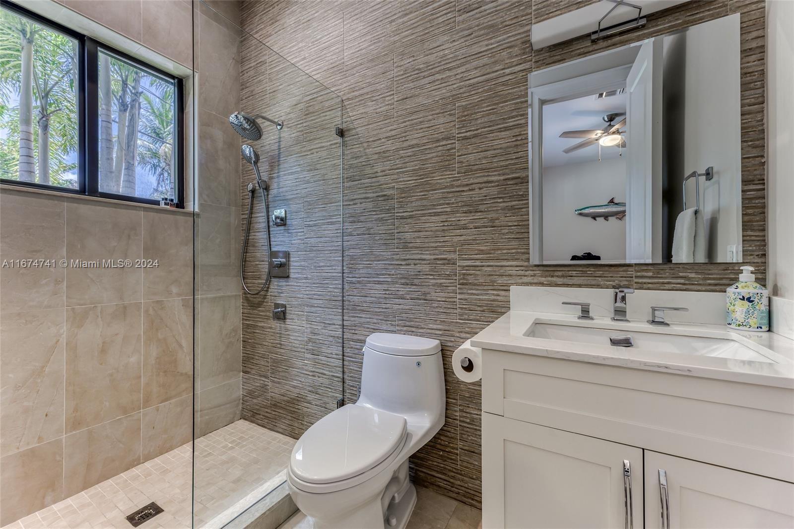 RIO VISTA ISLES - Residential
