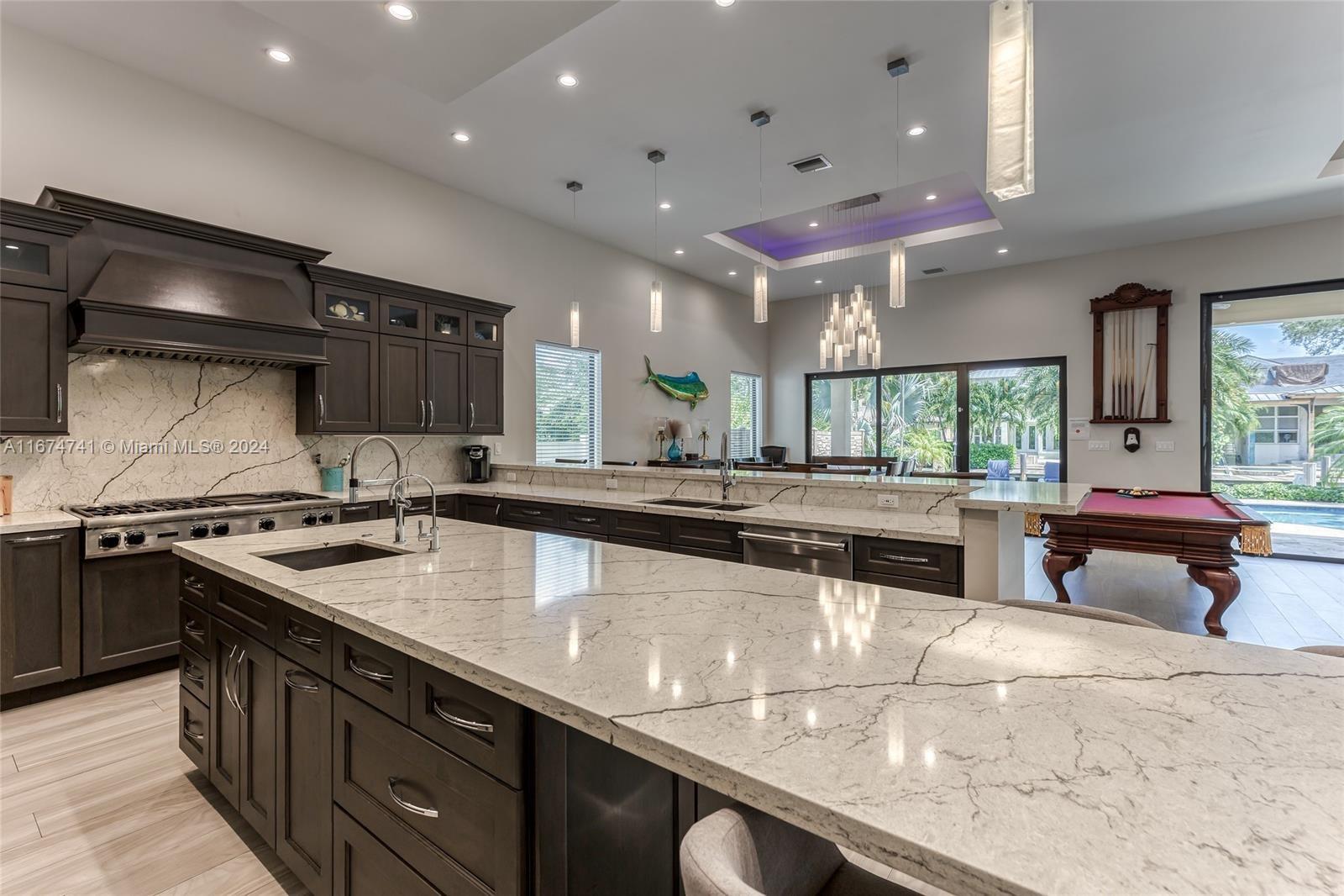 RIO VISTA ISLES - Residential