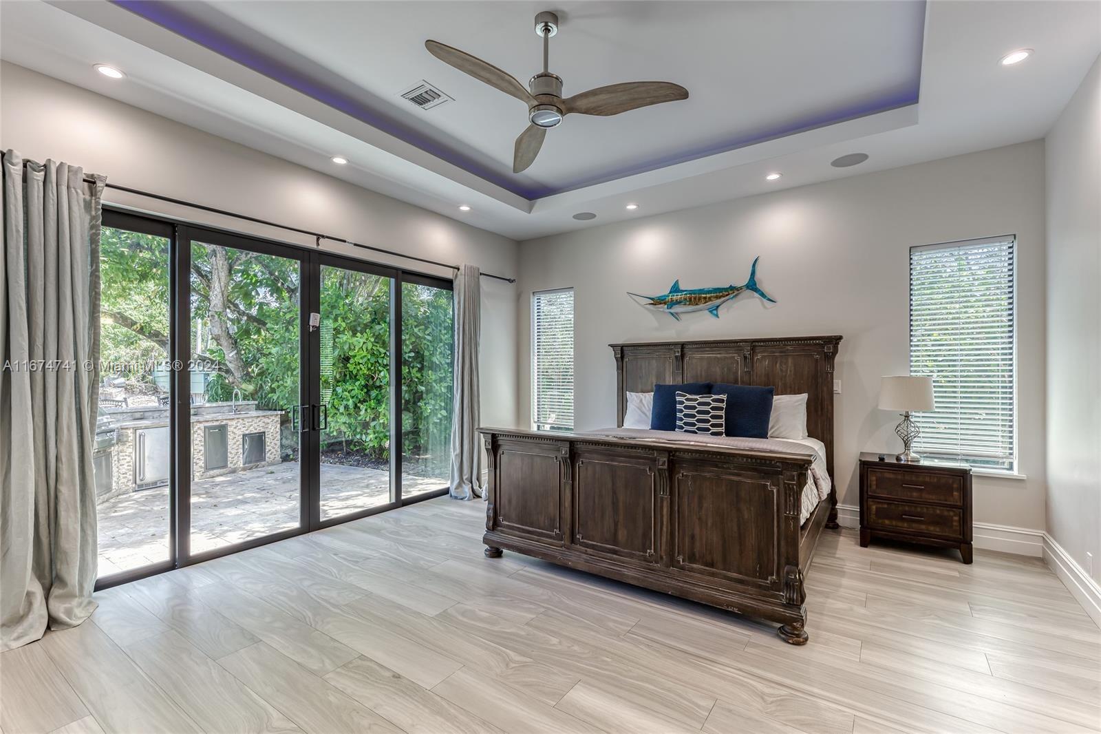 RIO VISTA ISLES - Residential