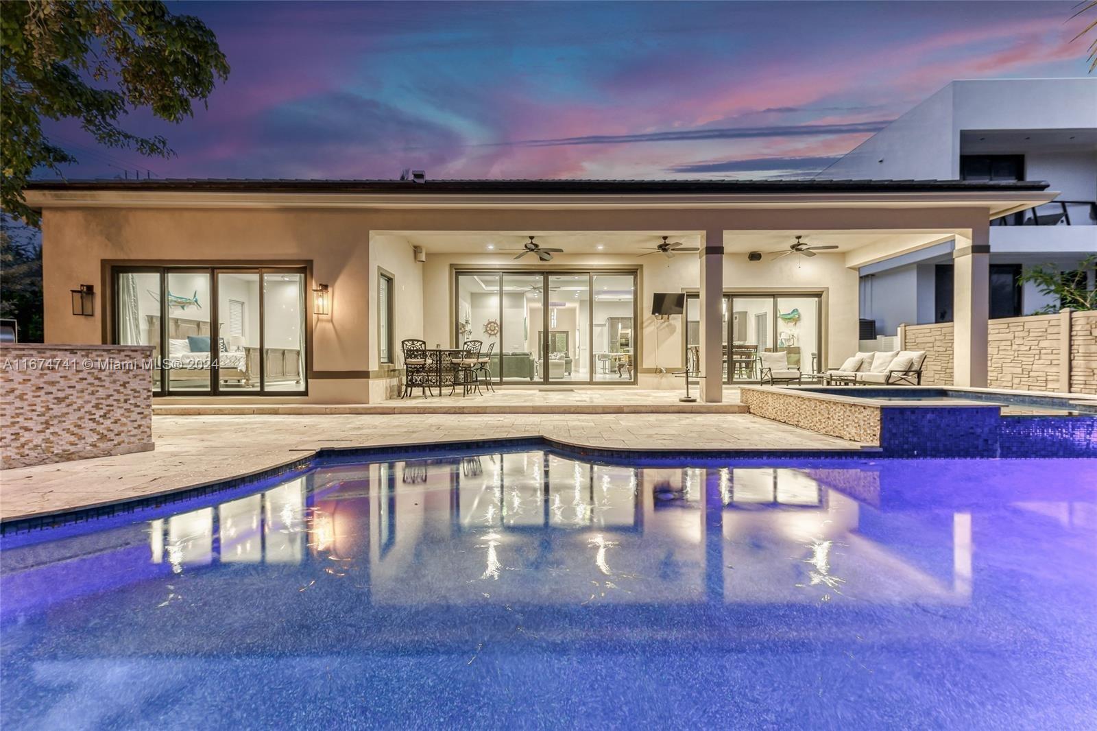 RIO VISTA ISLES - Residential