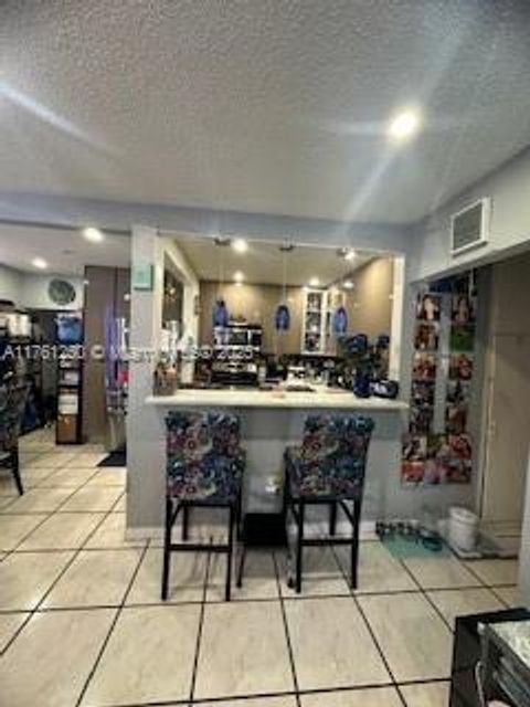 141 E 16th St Hialeah FL 33010