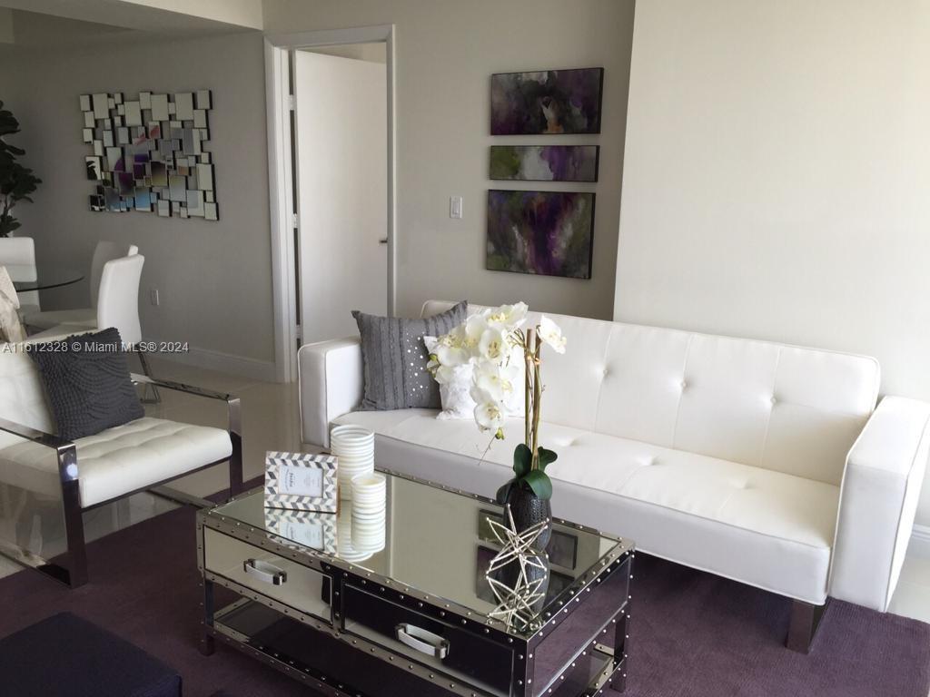 TERRAZAS RIVERPARK VILLAG - Residential Lease