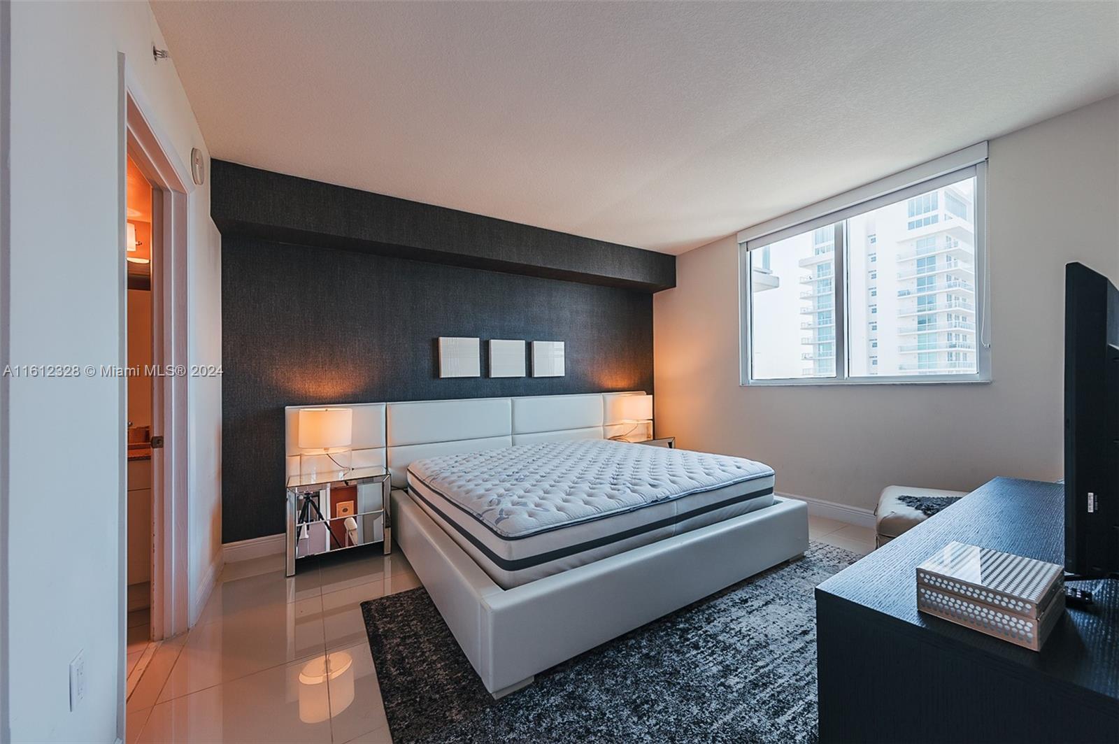 TERRAZAS RIVERPARK VILLAG - Residential Lease