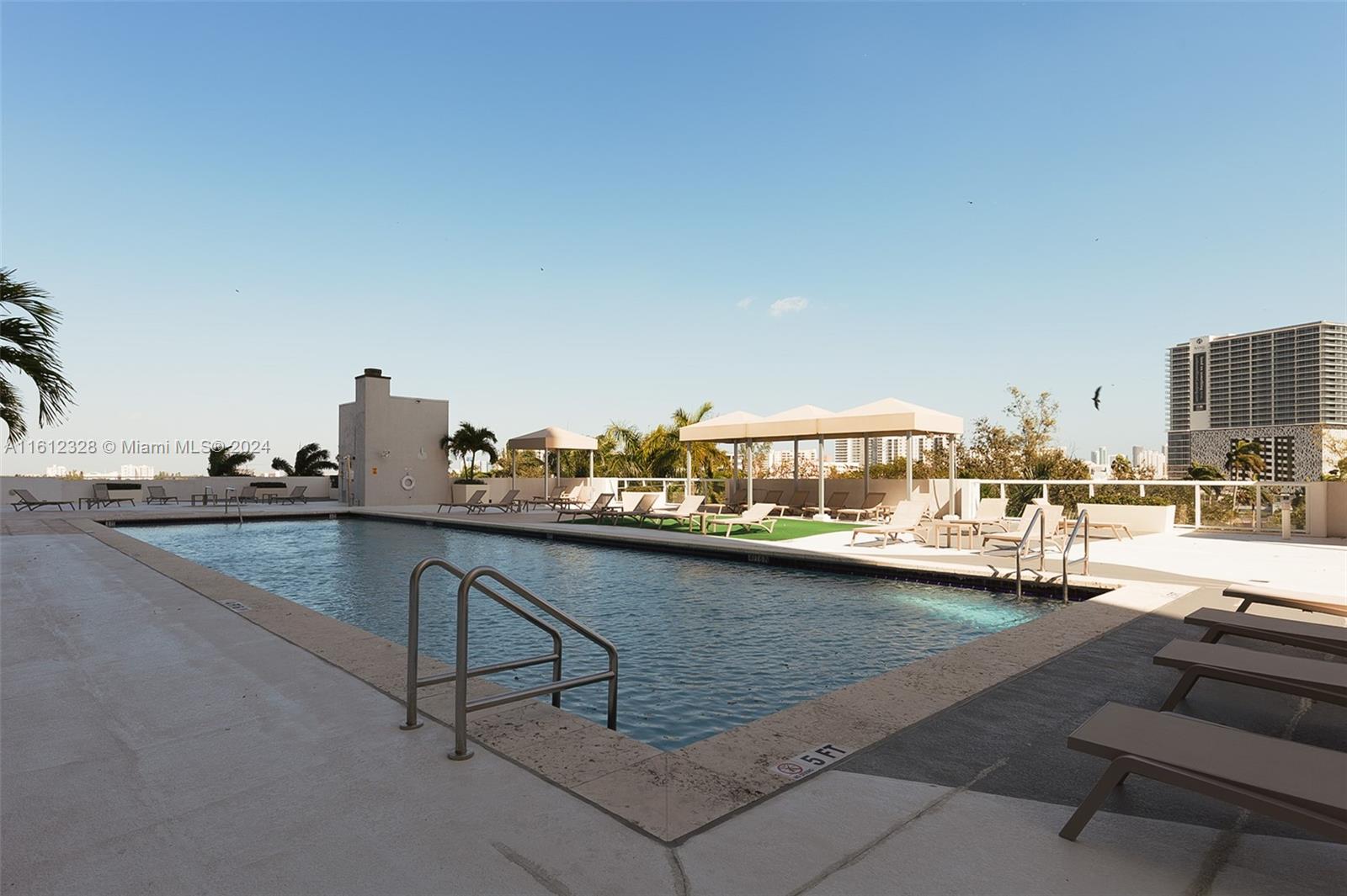 TERRAZAS RIVERPARK VILLAG - Residential Lease