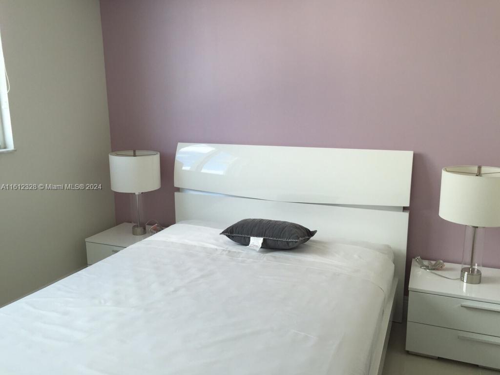TERRAZAS RIVERPARK VILLAG - Residential Lease