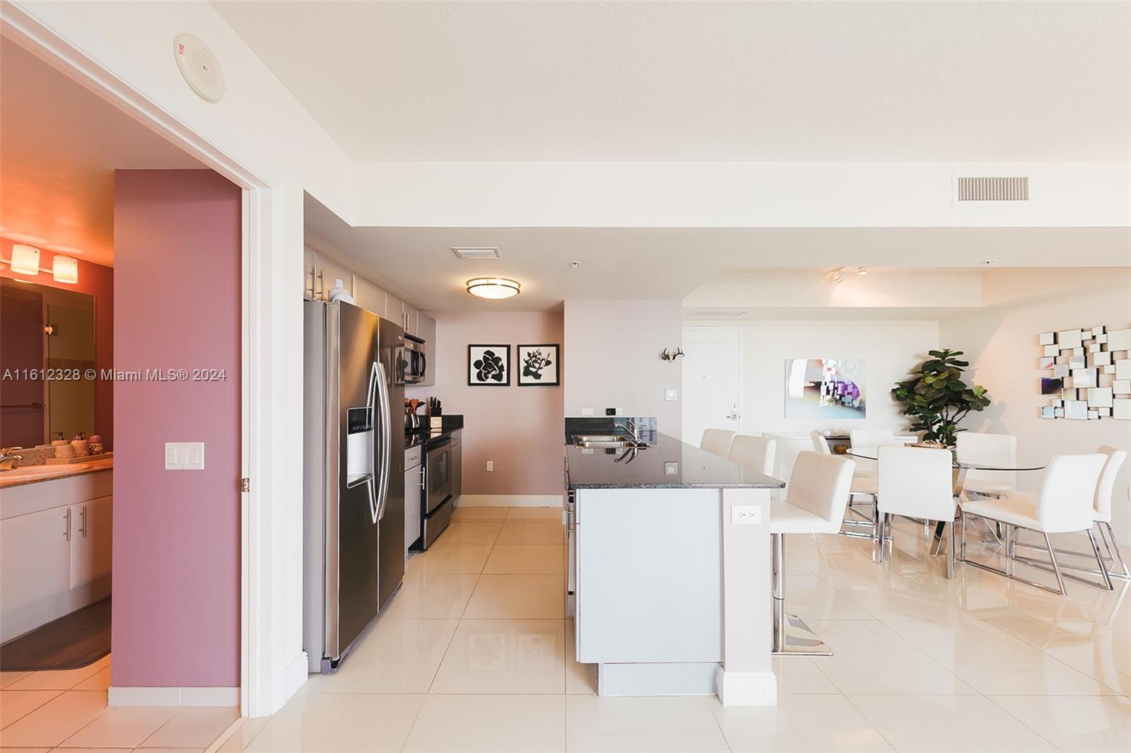TERRAZAS RIVERPARK VILLAG - Residential Lease