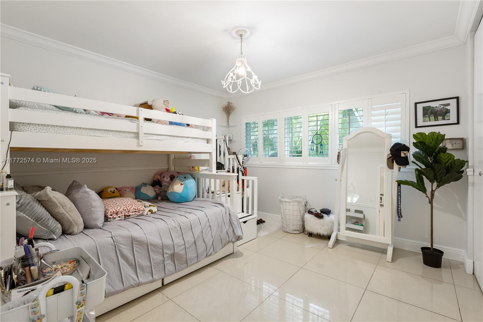 BAY HEIGHTS - Residential