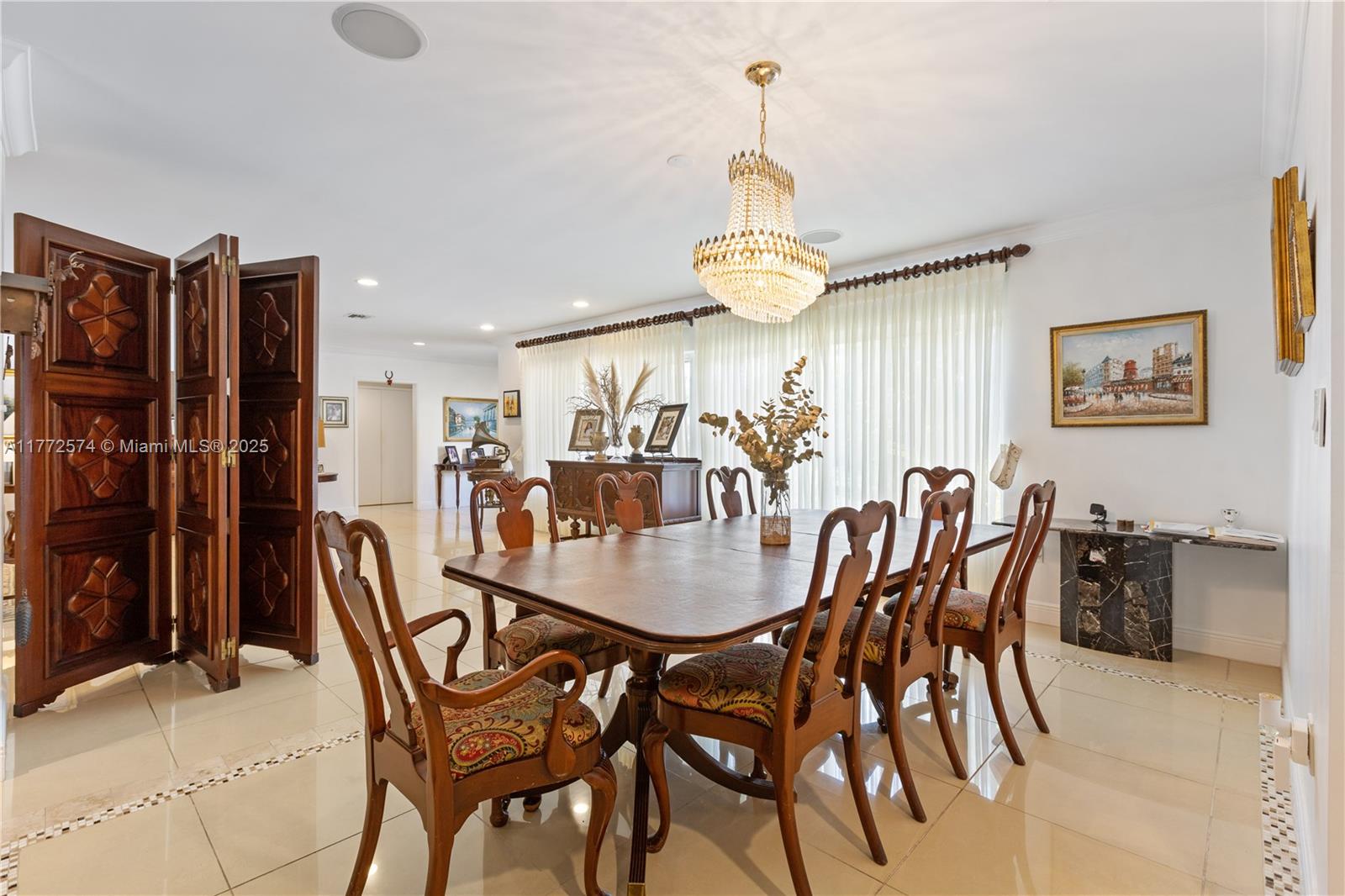 BAY HEIGHTS - Residential