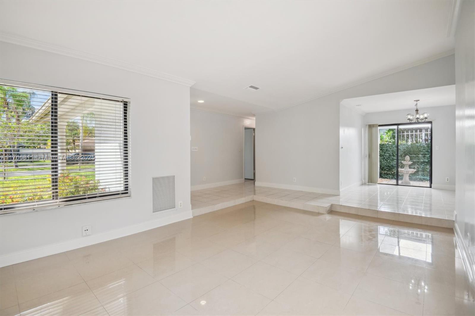JACARANDA PARCEL 338 - Residential