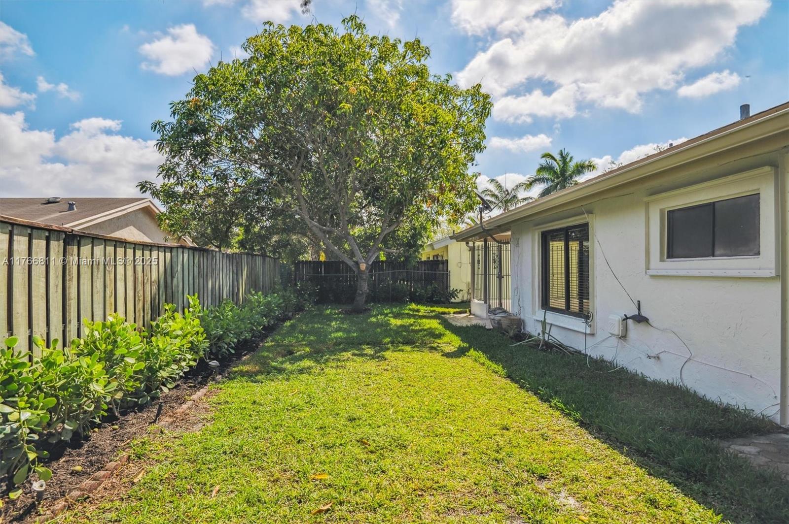 JACARANDA PARCEL 338 - Residential
