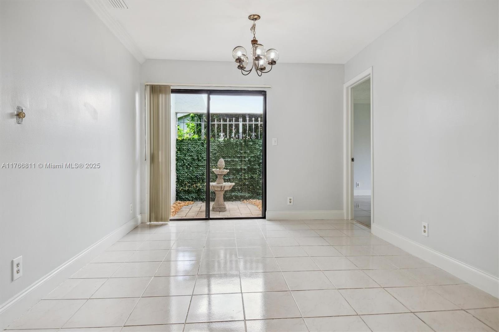 JACARANDA PARCEL 338 - Residential