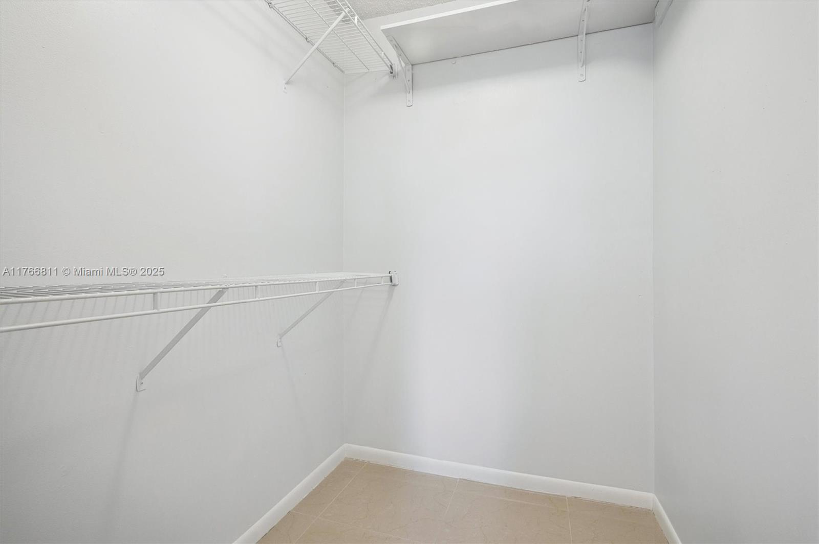 JACARANDA PARCEL 338 - Residential