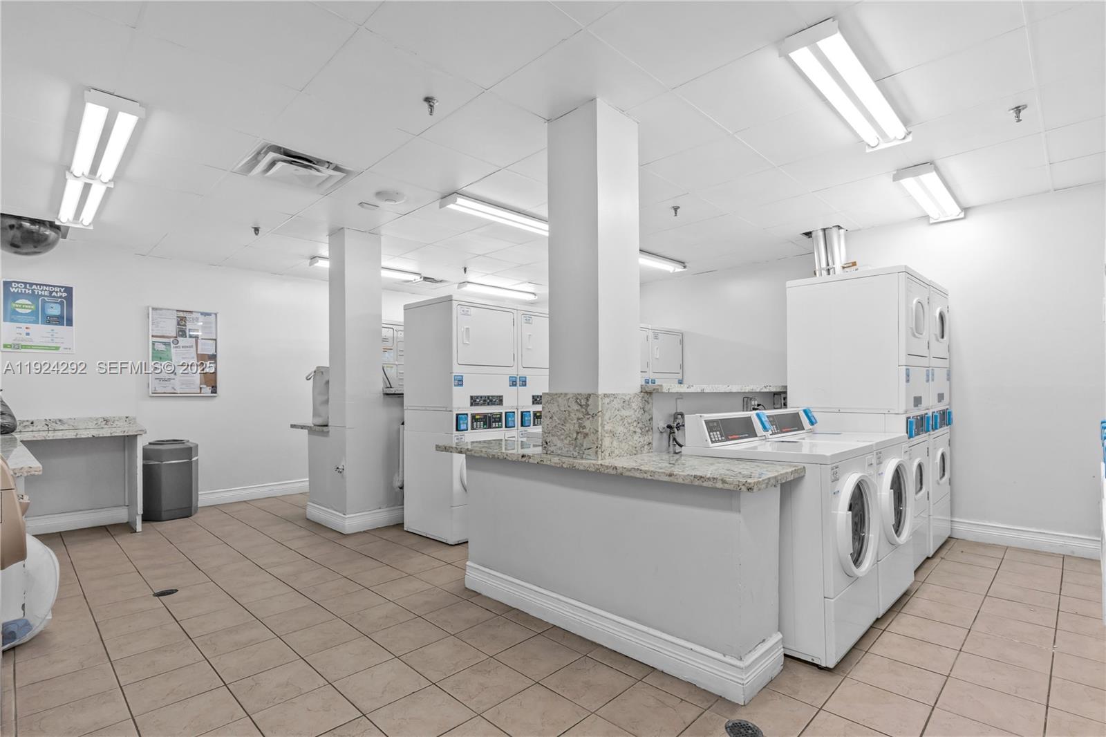 MADISON DOWNTOWN CONDO - Residential