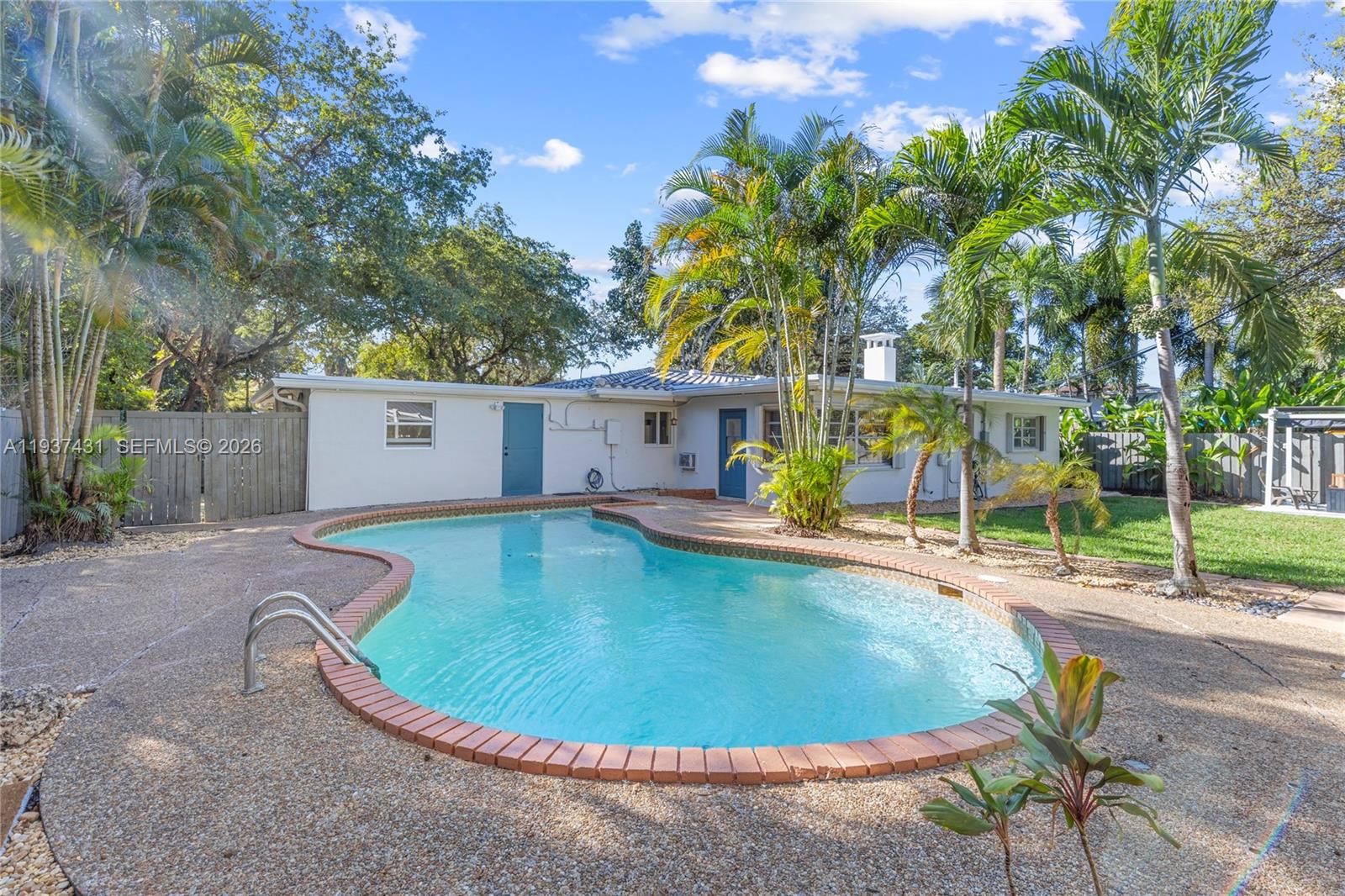 Stratoliner Estates River - Residential