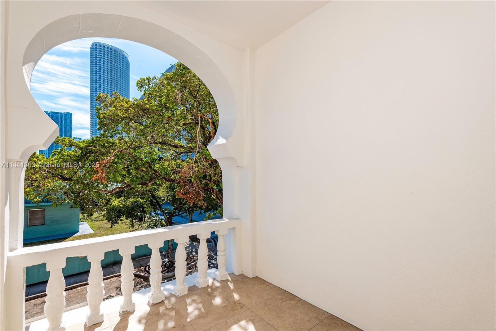 CITY OF MIAMI SOUTH - Residential Income