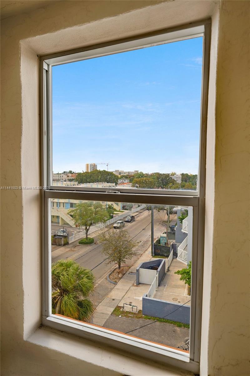 CITY OF MIAMI SOUTH - Residential Income