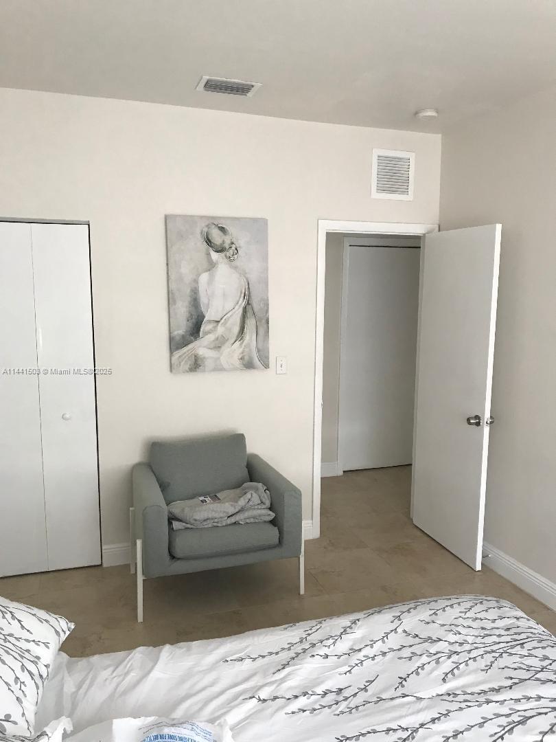 CITY OF MIAMI SOUTH - Residential Income