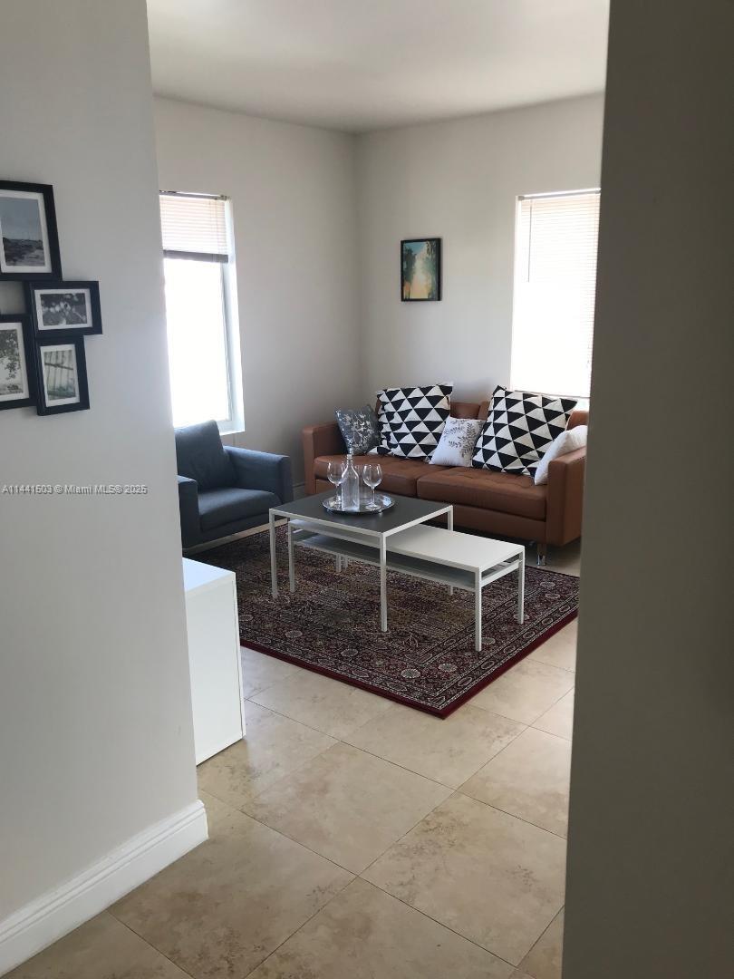CITY OF MIAMI SOUTH - Residential Income
