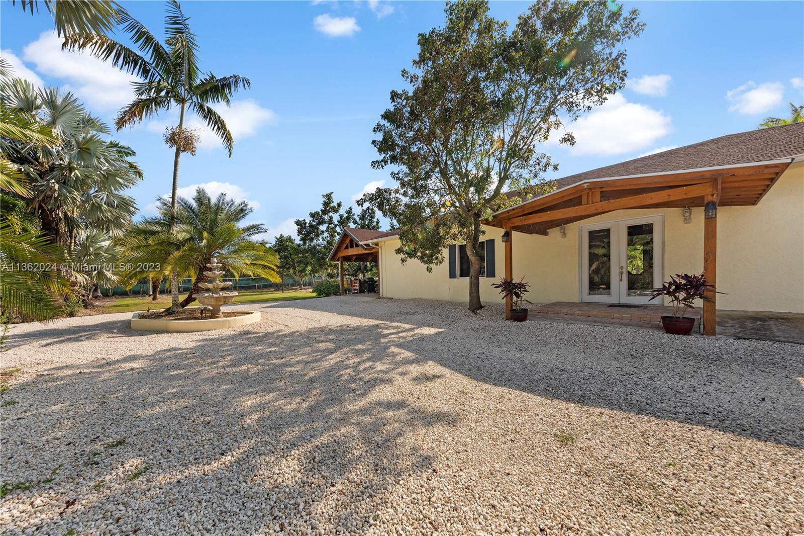 REDLAND VRBO AND EVENT - Residential