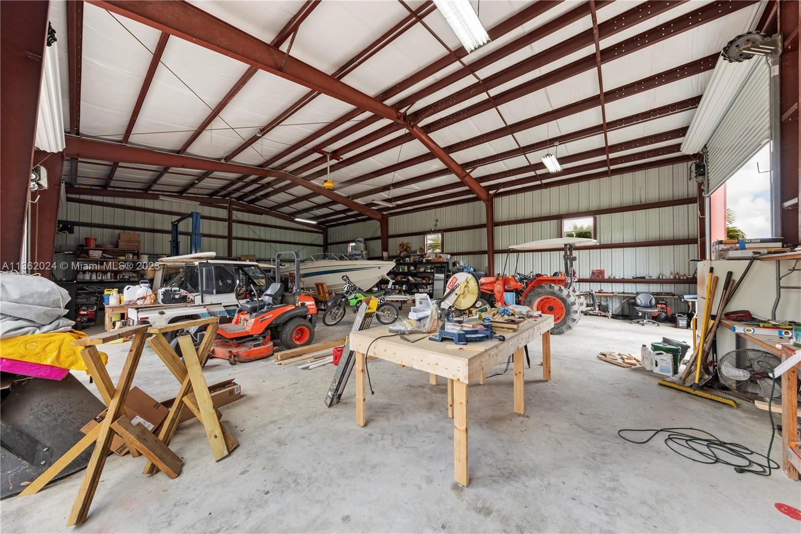 REDLAND VRBO AND EVENT - Residential