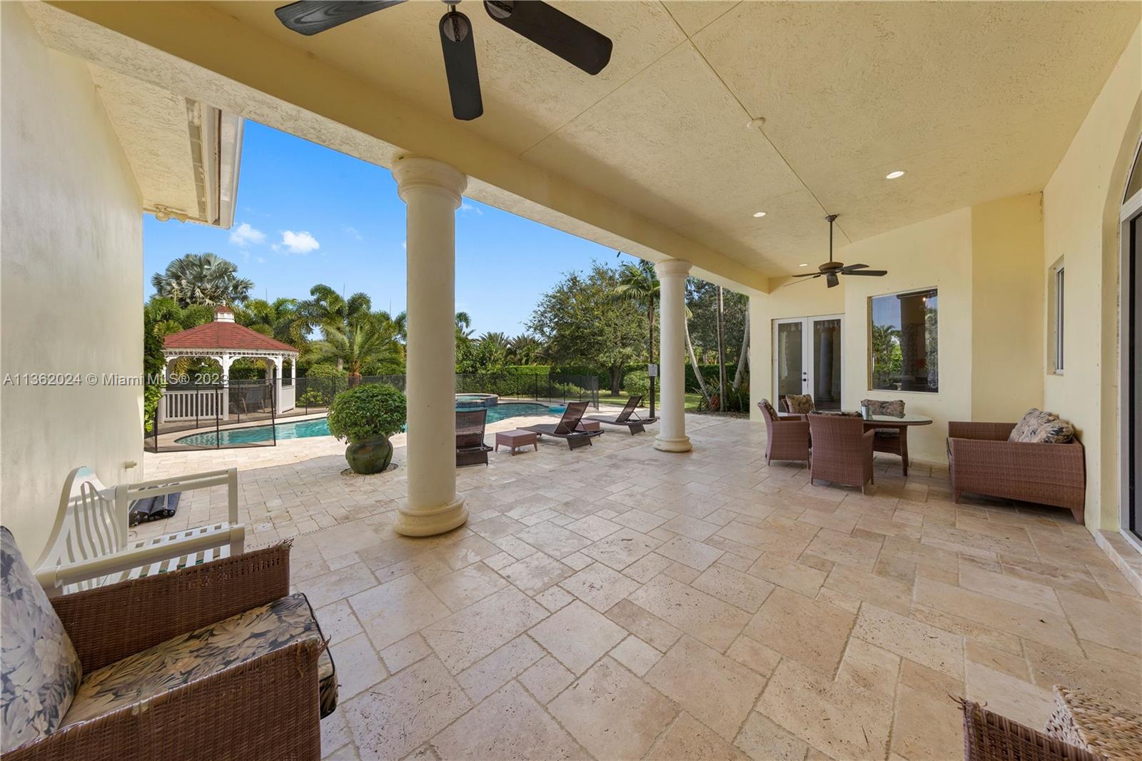 REDLAND VRBO AND EVENT - Residential