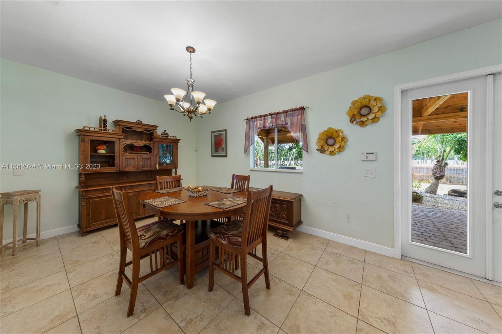 REDLAND VRBO AND EVENT - Residential