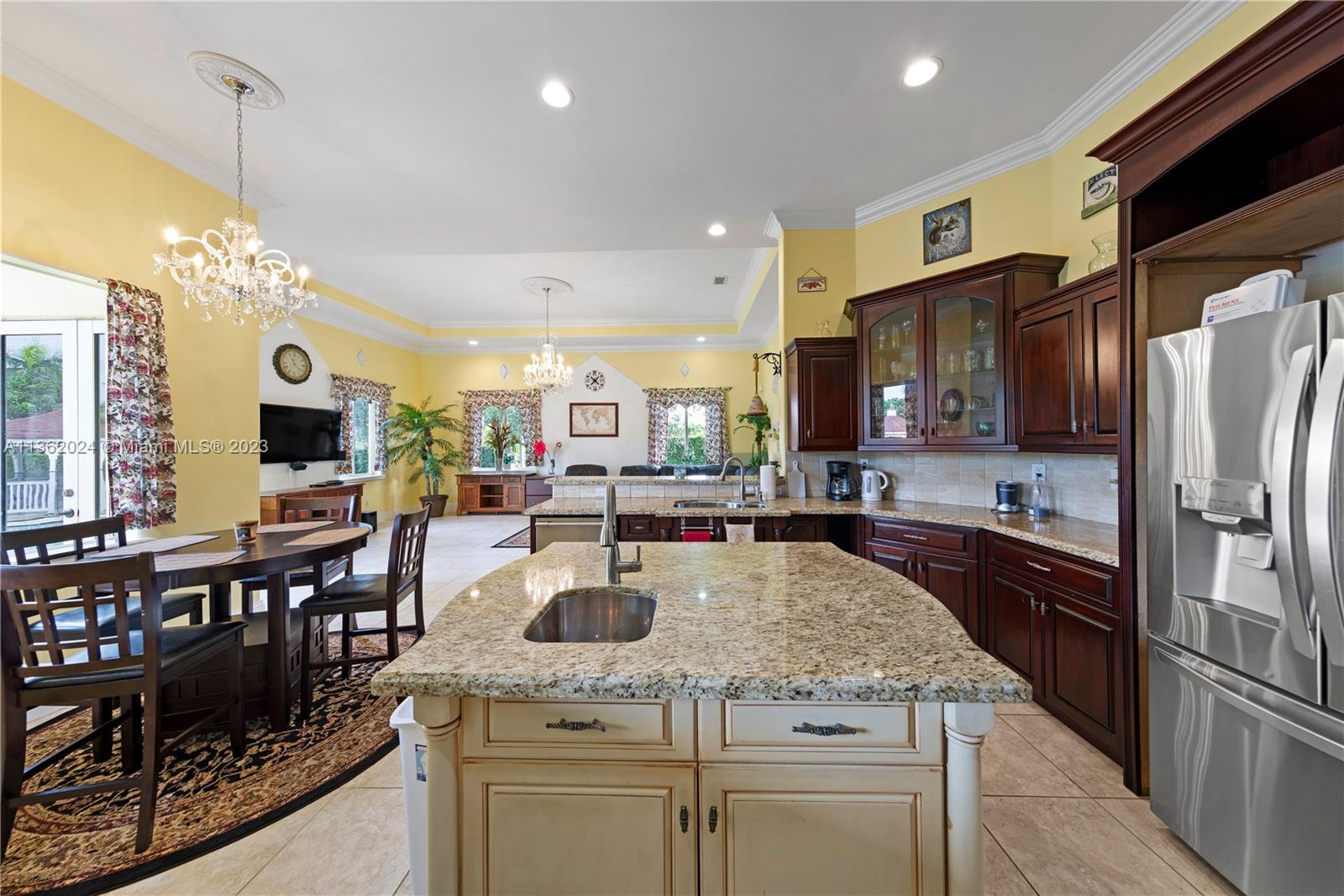 REDLAND VRBO AND EVENT - Residential