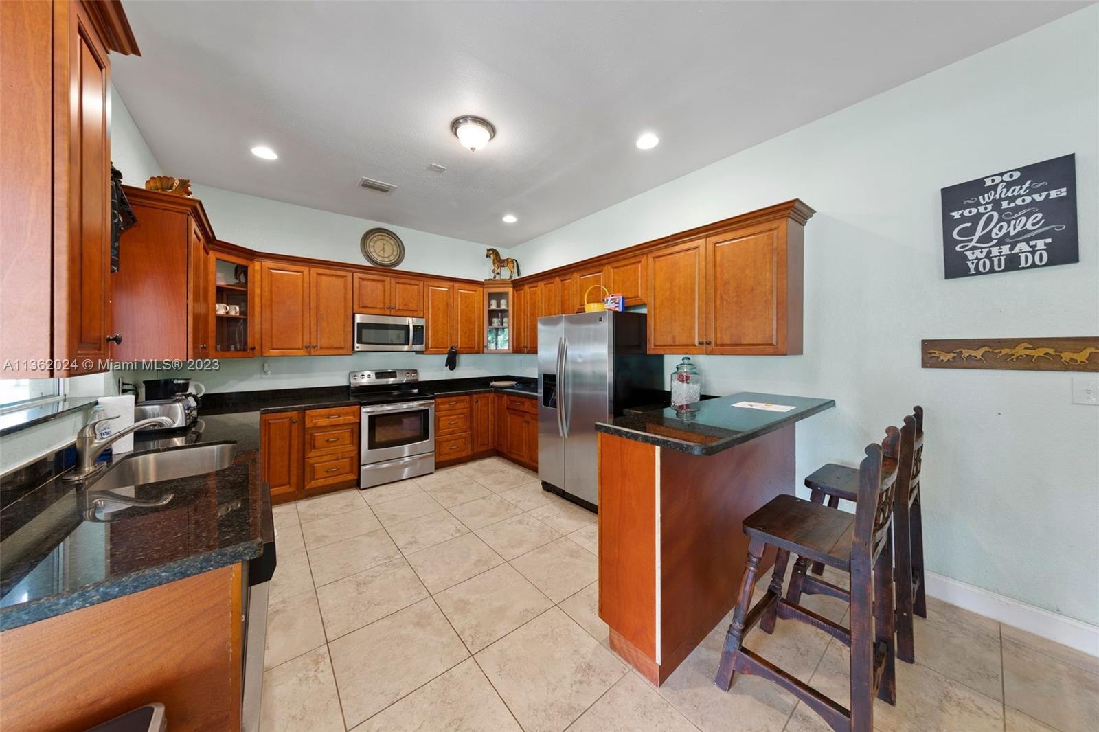 REDLAND VRBO AND EVENT - Residential