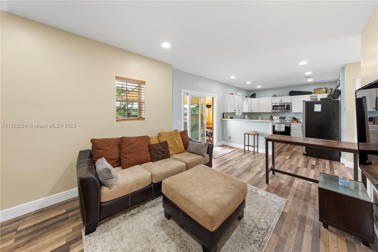 REDLAND VRBO AND EVENT - Residential