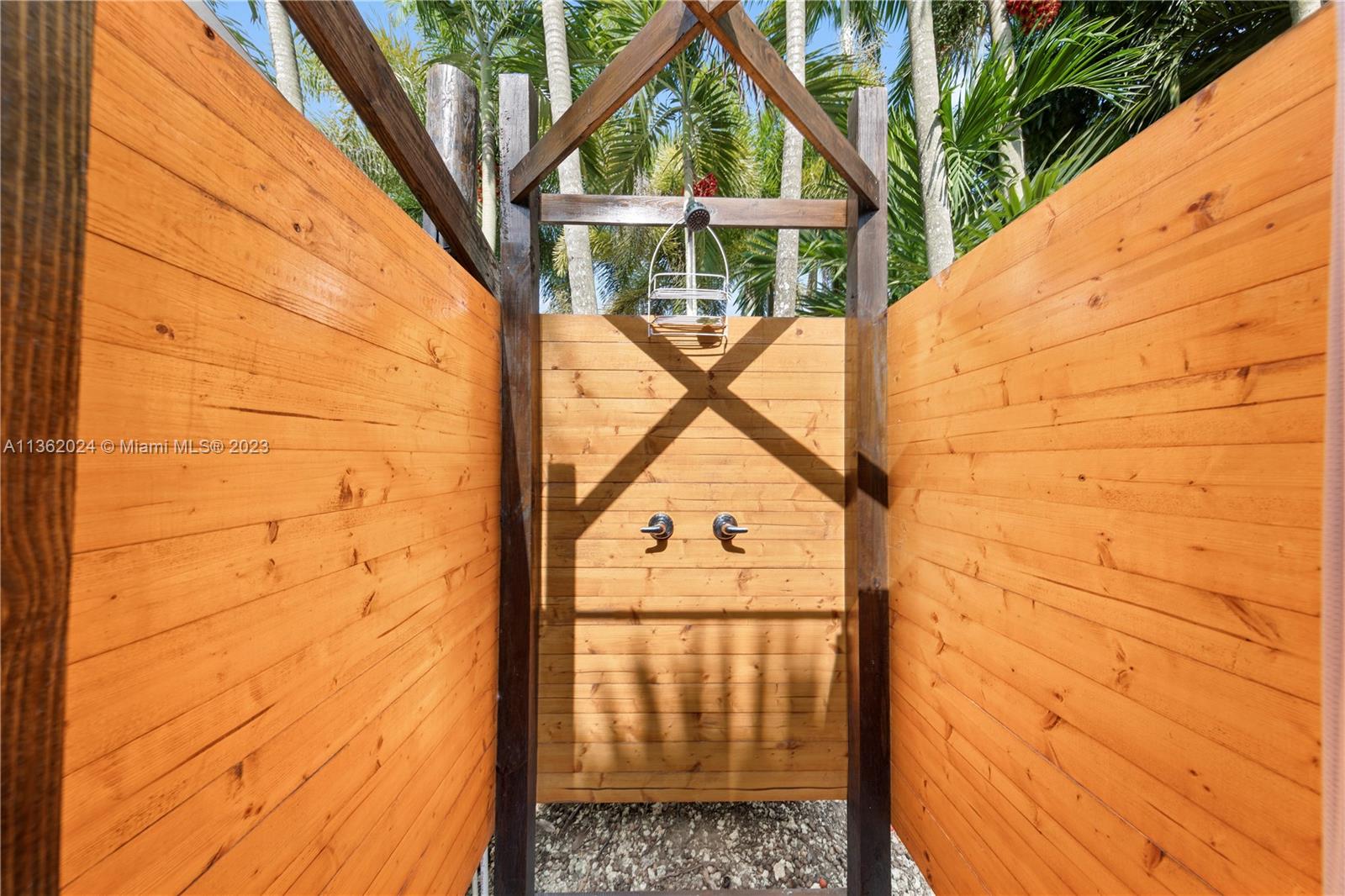 REDLAND VRBO AND EVENT - Residential