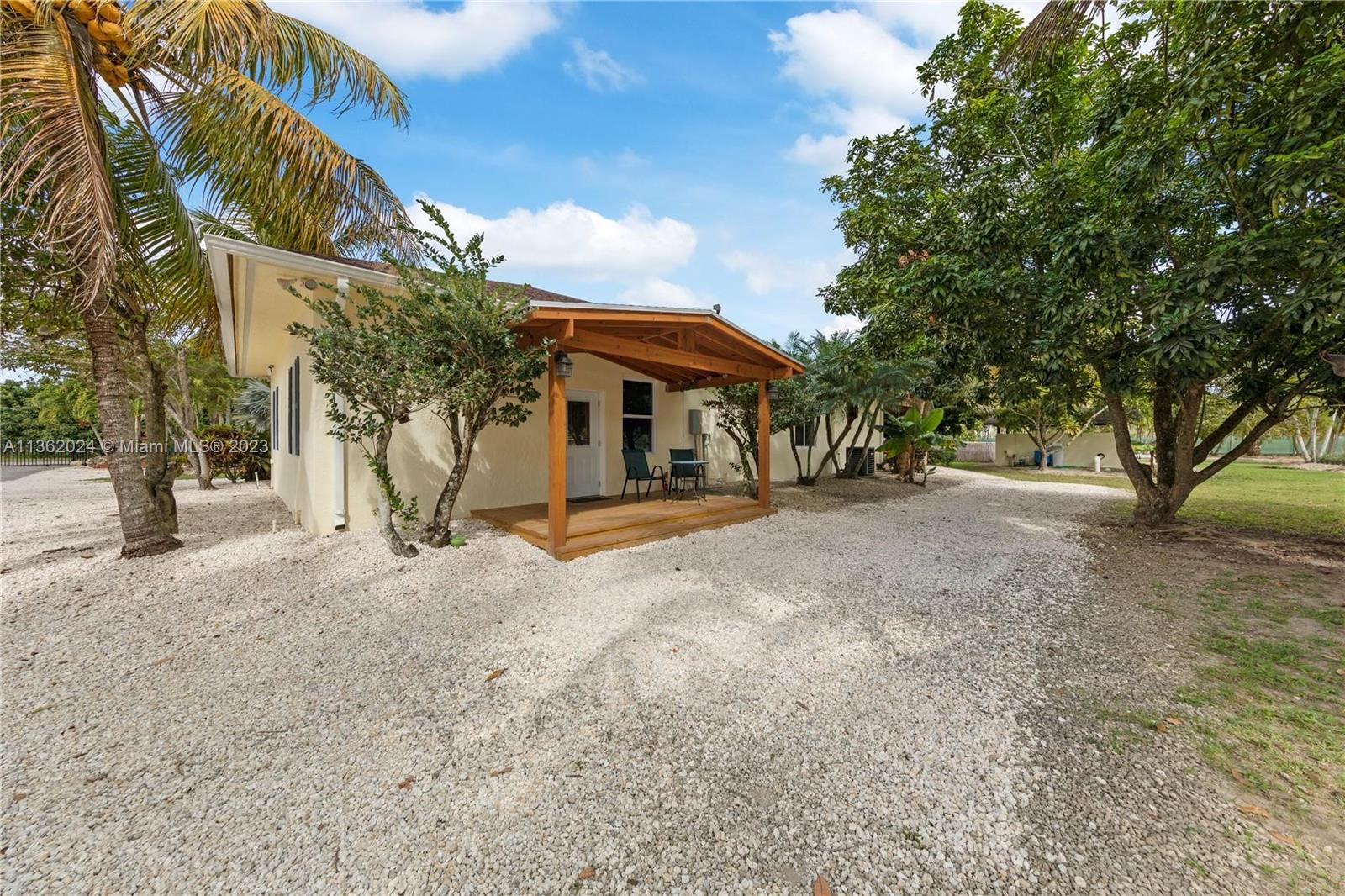 REDLAND VRBO AND EVENT - Residential