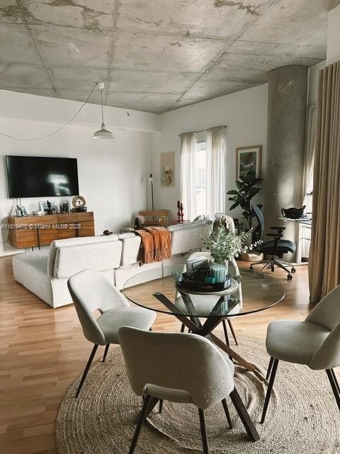10 SW South River Dr 1606 Miami FL 33130