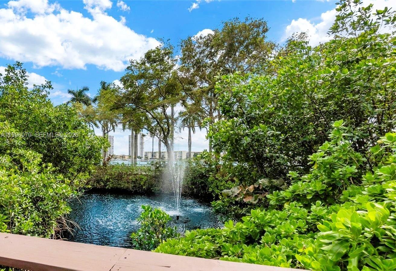 ADMIRALS PORT CONDO EAST - Residential