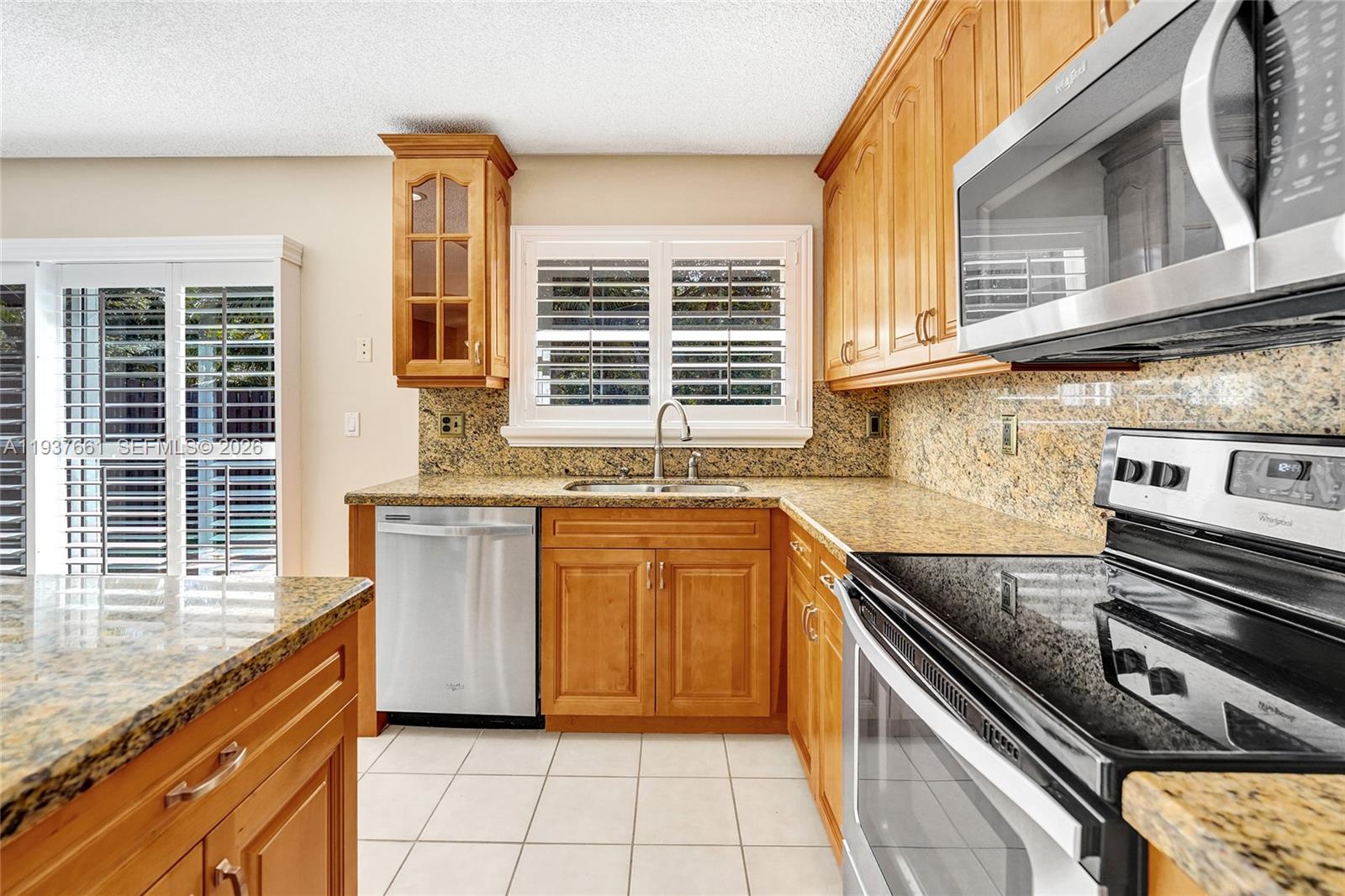 CHAPEL TRAIL II - Residential