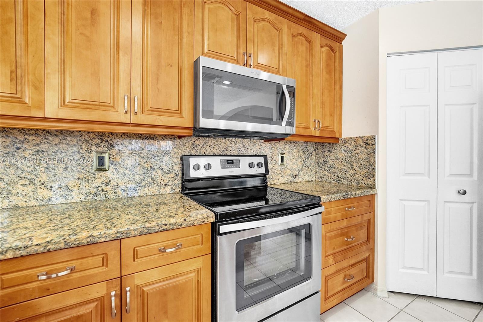 CHAPEL TRAIL II - Residential