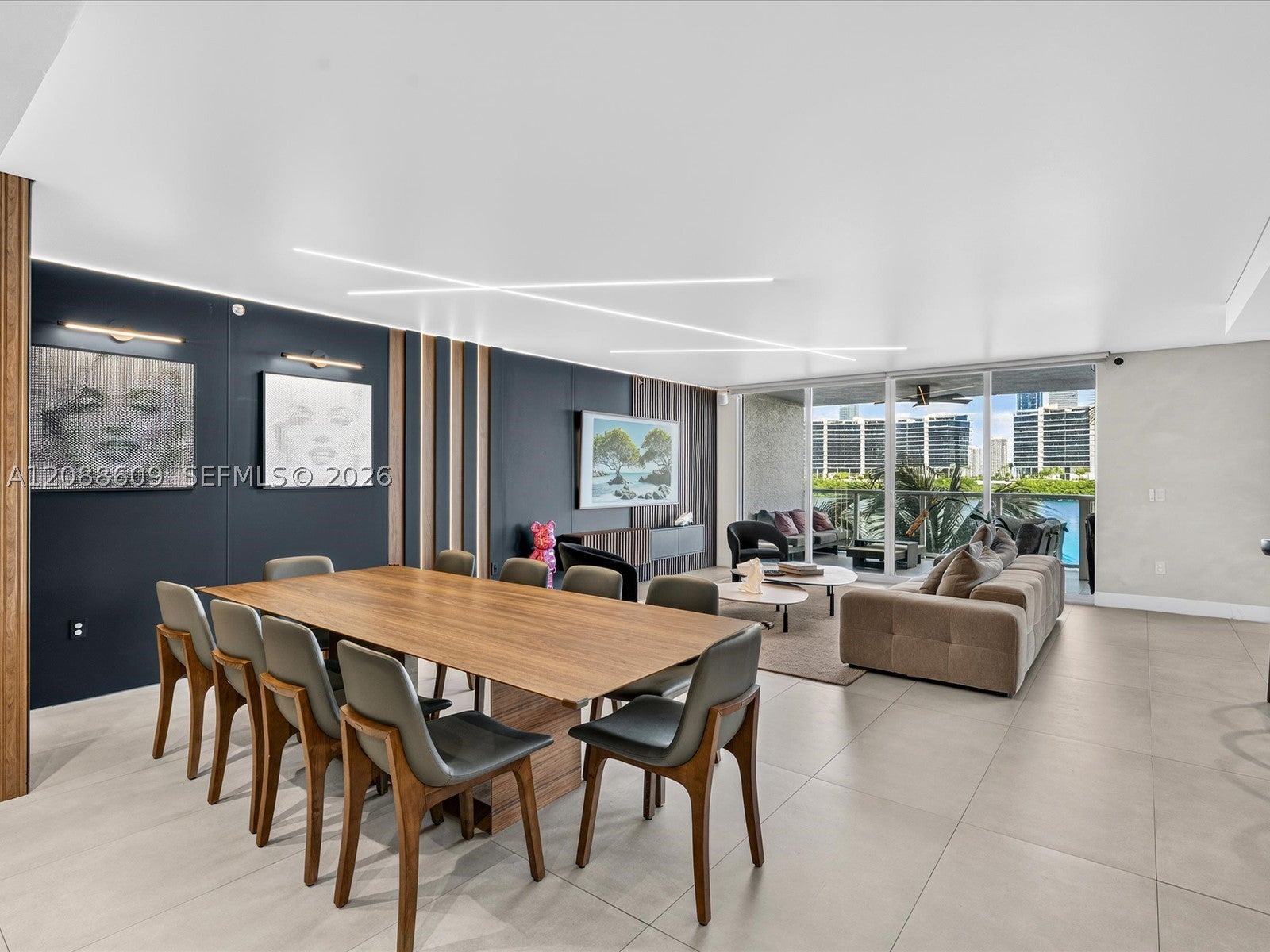 3201 NE 183rd St 402