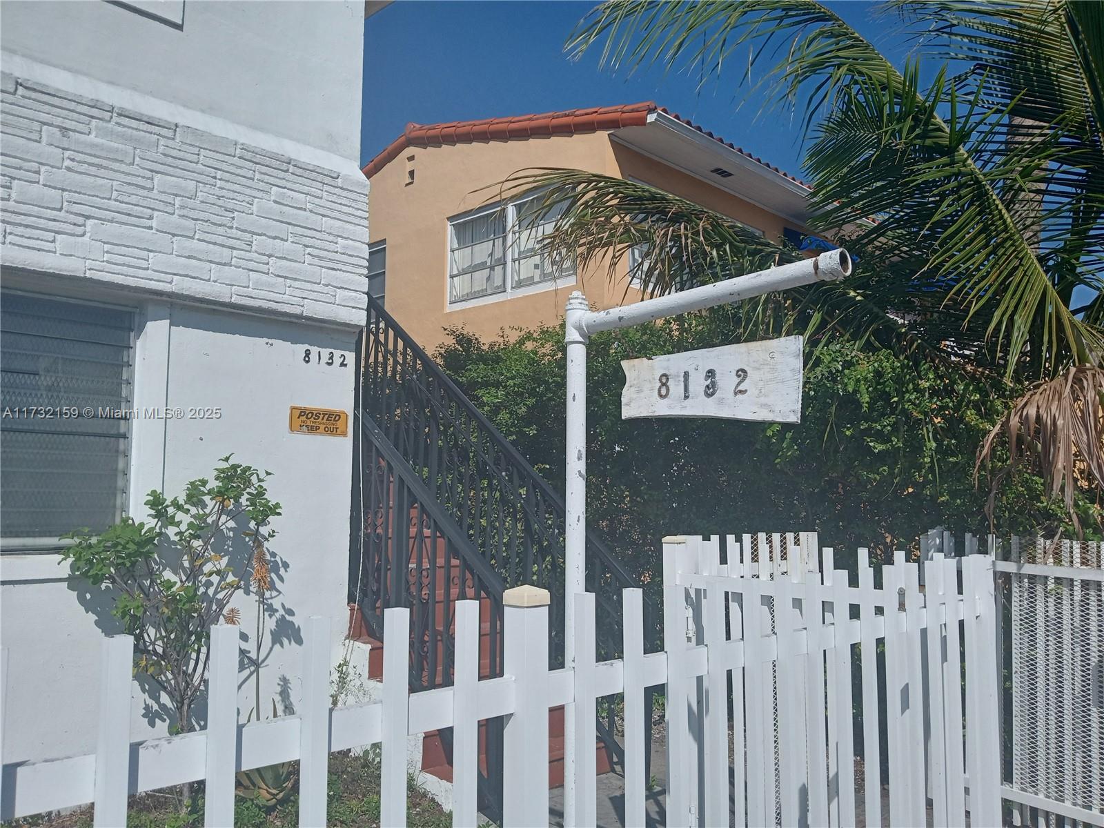 8132 Harding Ave 9, Miami Beach, Miami-Dade County, Florida - 1 Bathrooms - 