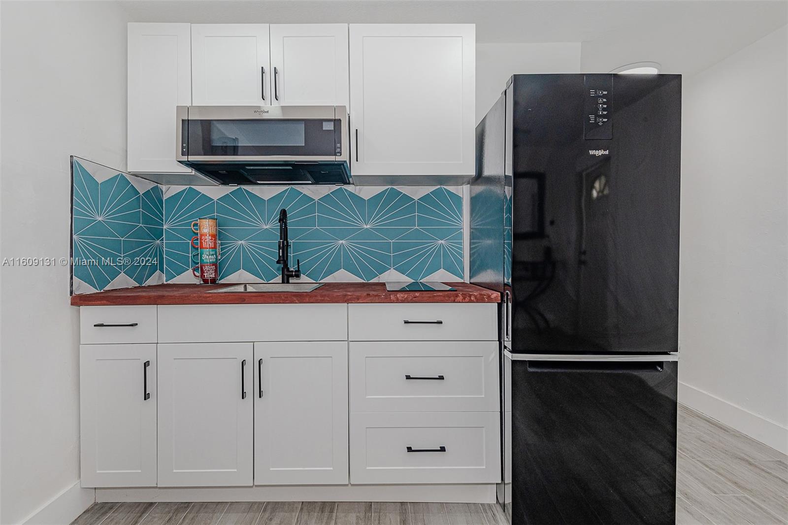 SILVER BLUFF EST SEC C - Residential Lease