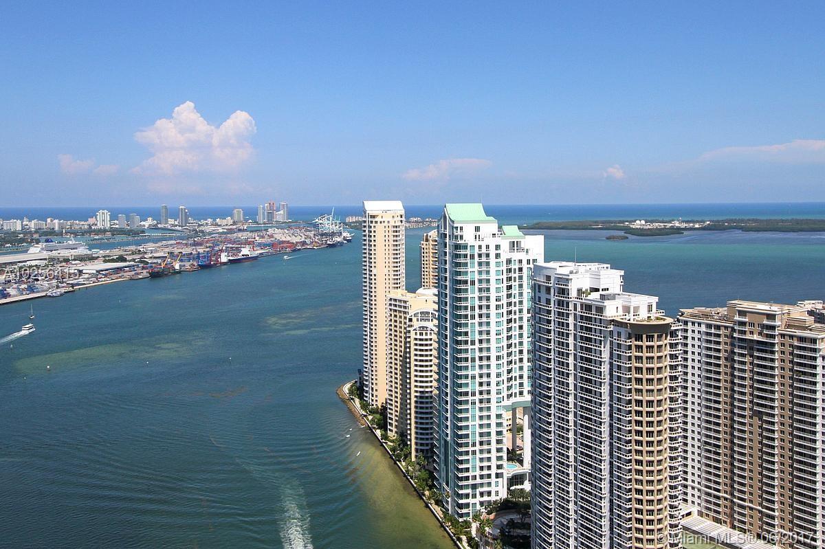 EPIC WEST CONDOUNIT - Residential Lease