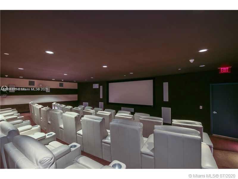 900 BISCAYNE BAY CONDO - Residential Lease