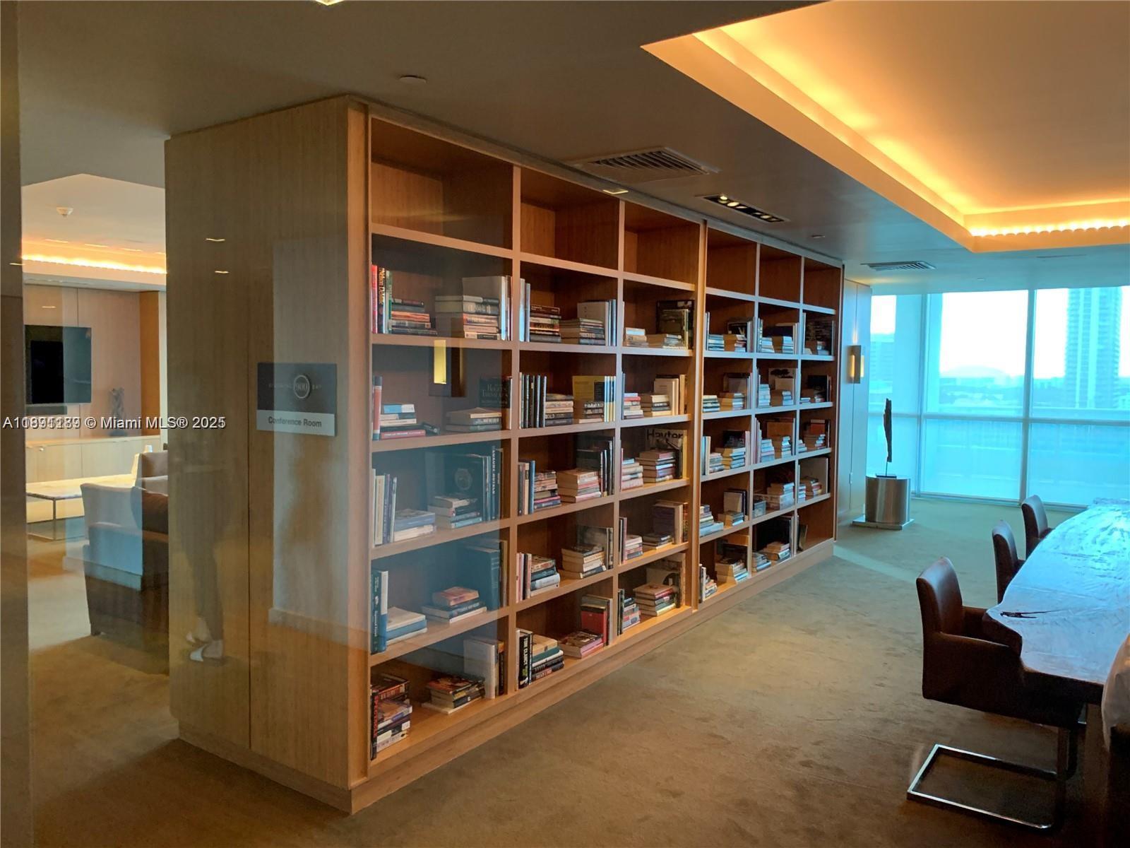 900 BISCAYNE BAY CONDO - Residential Lease