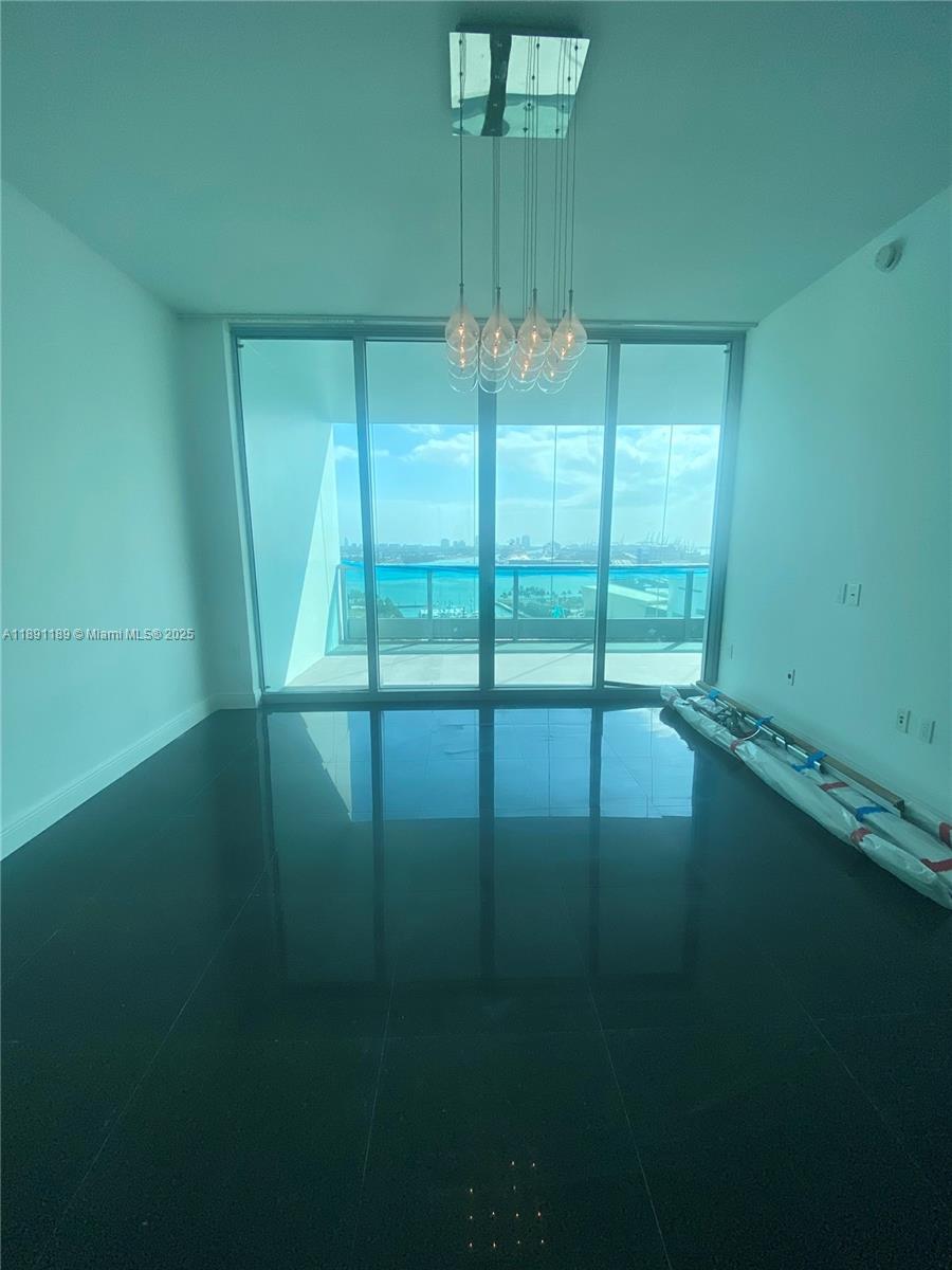 900 BISCAYNE BAY CONDO - Residential Lease