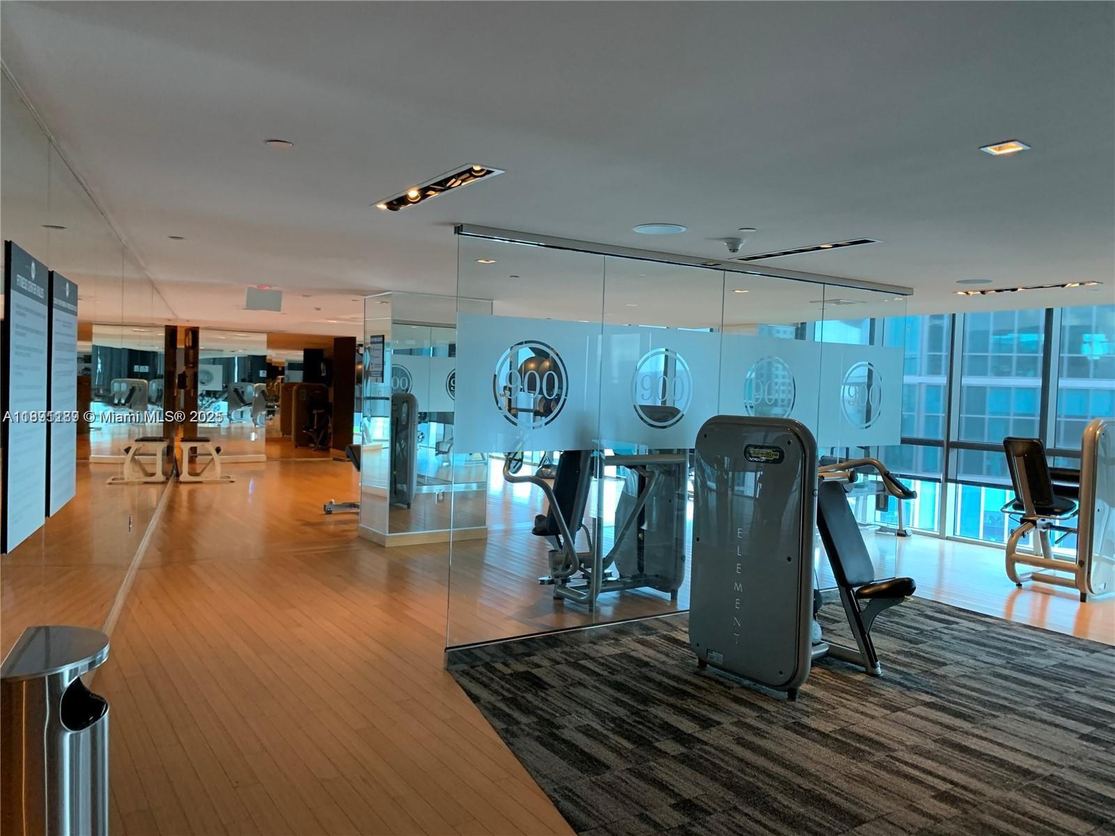 900 BISCAYNE BAY CONDO - Residential Lease